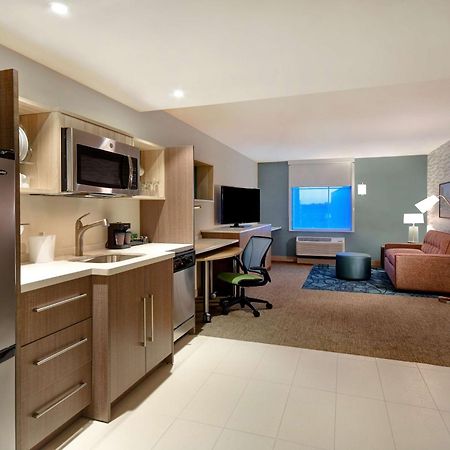 Home2 Suites By Hilton Boston South Bay Екстериор снимка