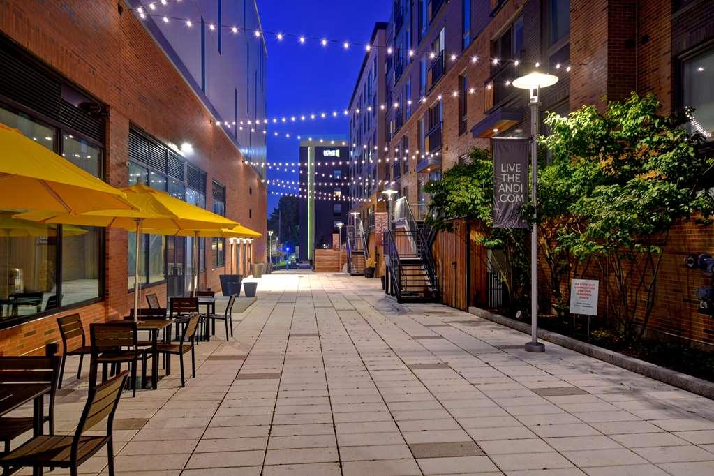 Home2 Suites By Hilton Boston South Bay Екстериор снимка