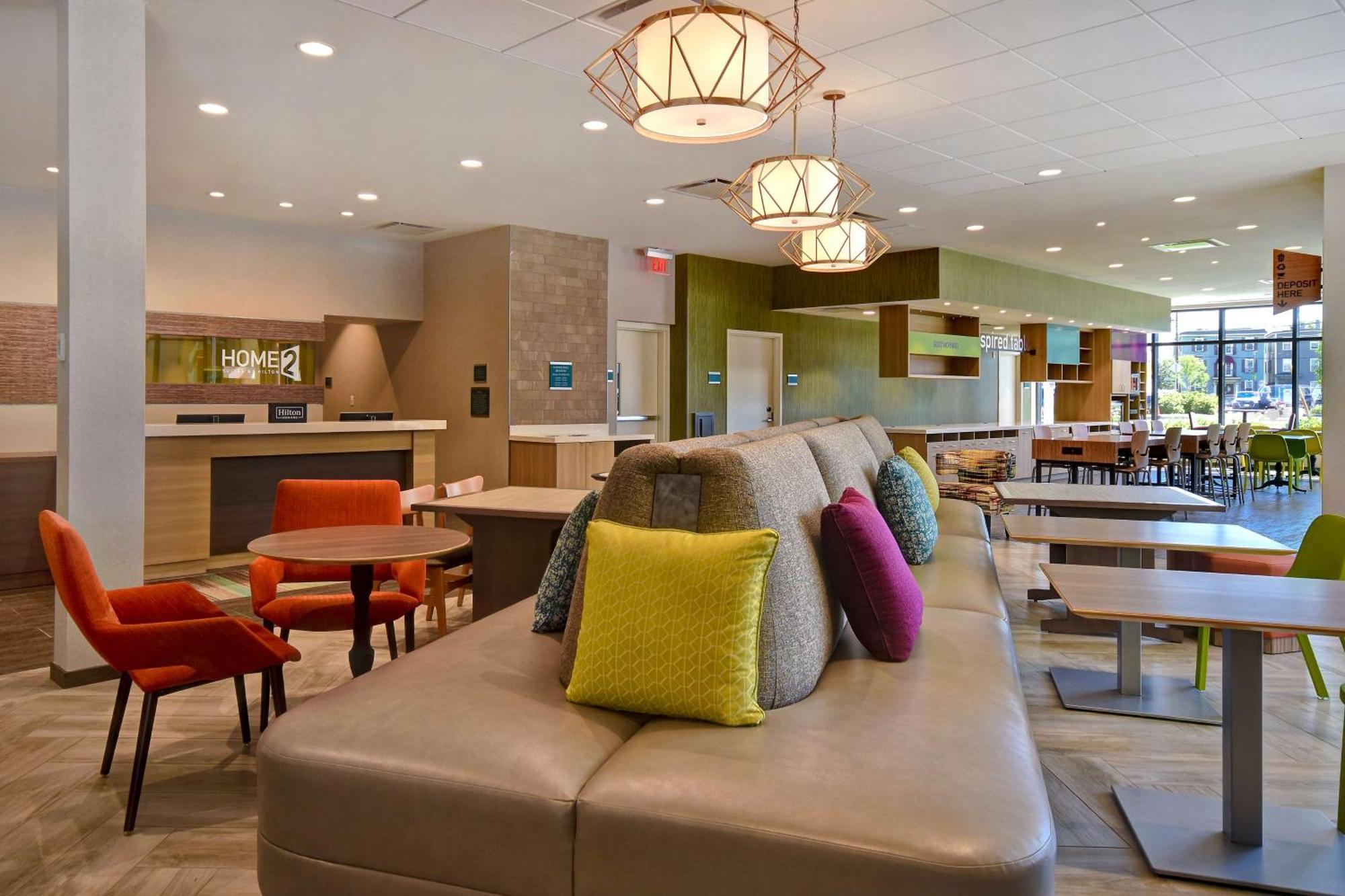 Home2 Suites By Hilton Boston South Bay Екстериор снимка