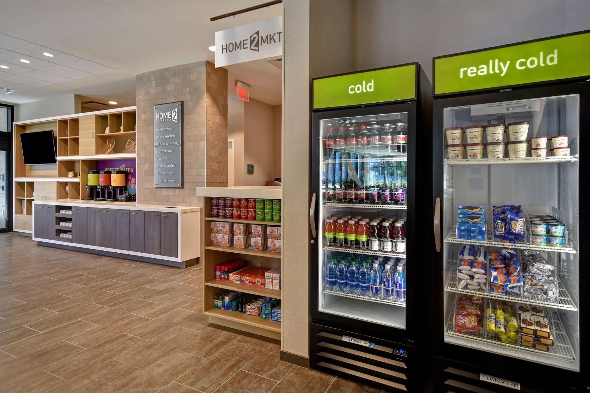 Home2 Suites By Hilton Boston South Bay Екстериор снимка