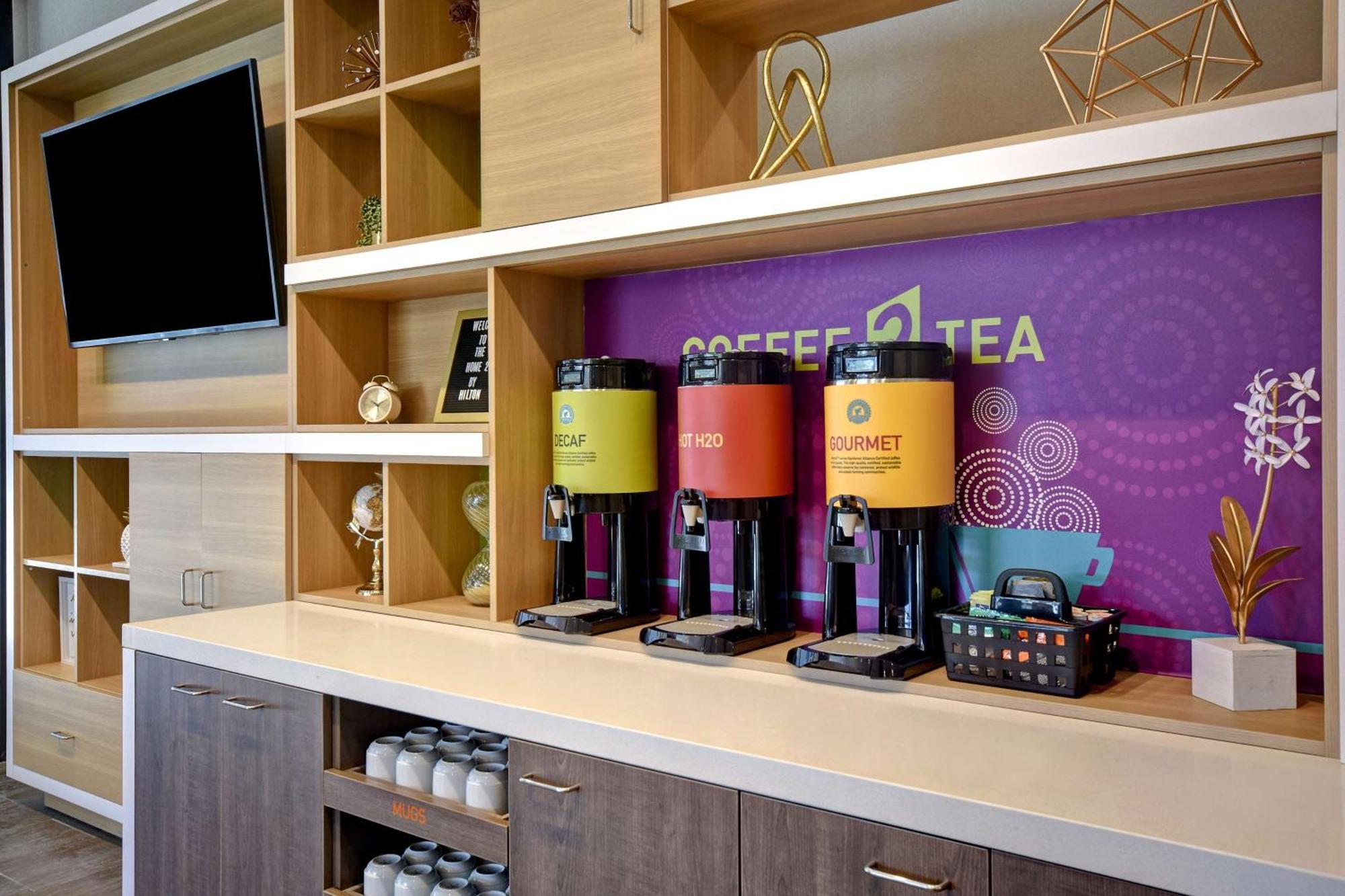 Home2 Suites By Hilton Boston South Bay Екстериор снимка