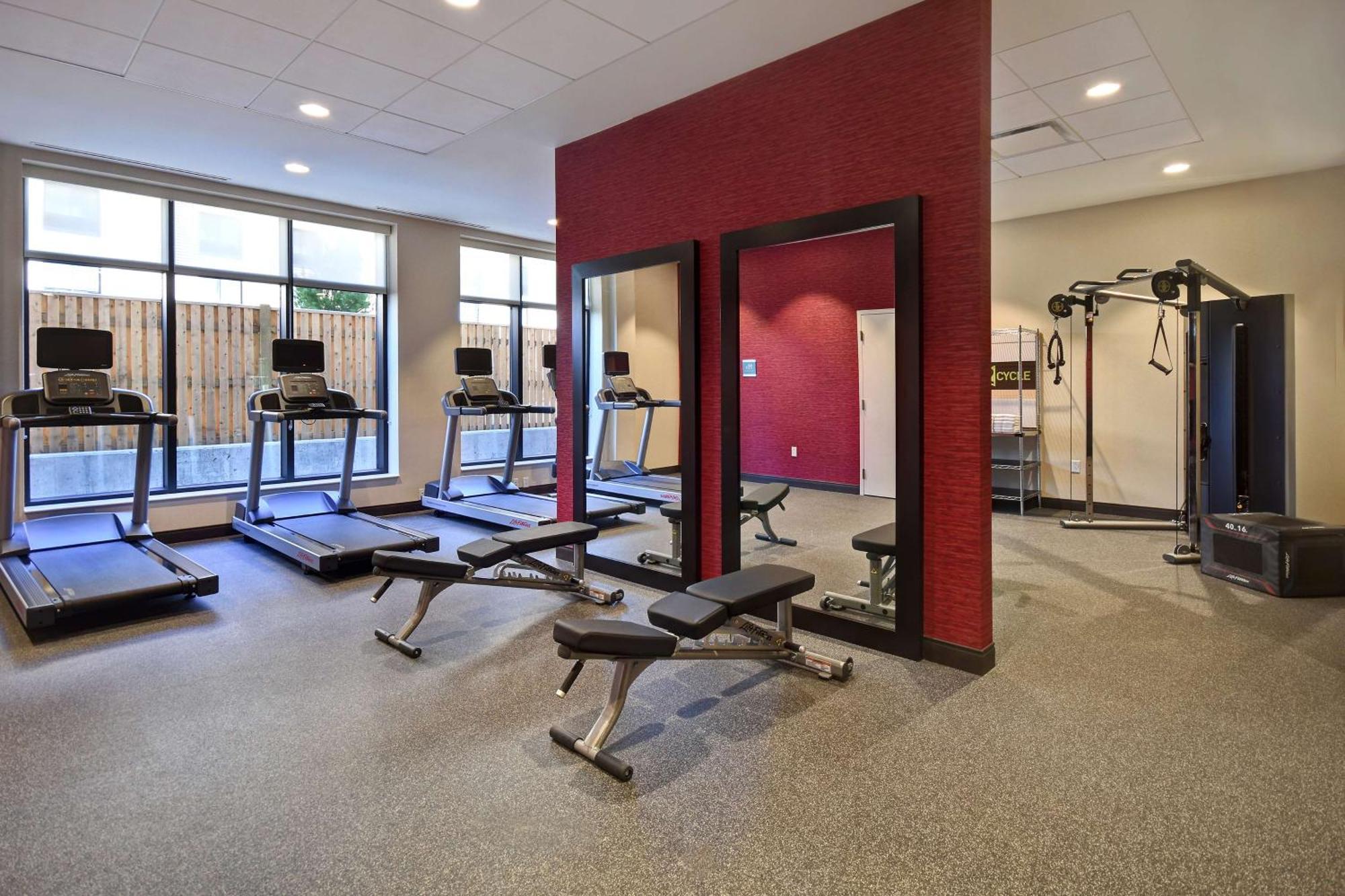 Home2 Suites By Hilton Boston South Bay Екстериор снимка
