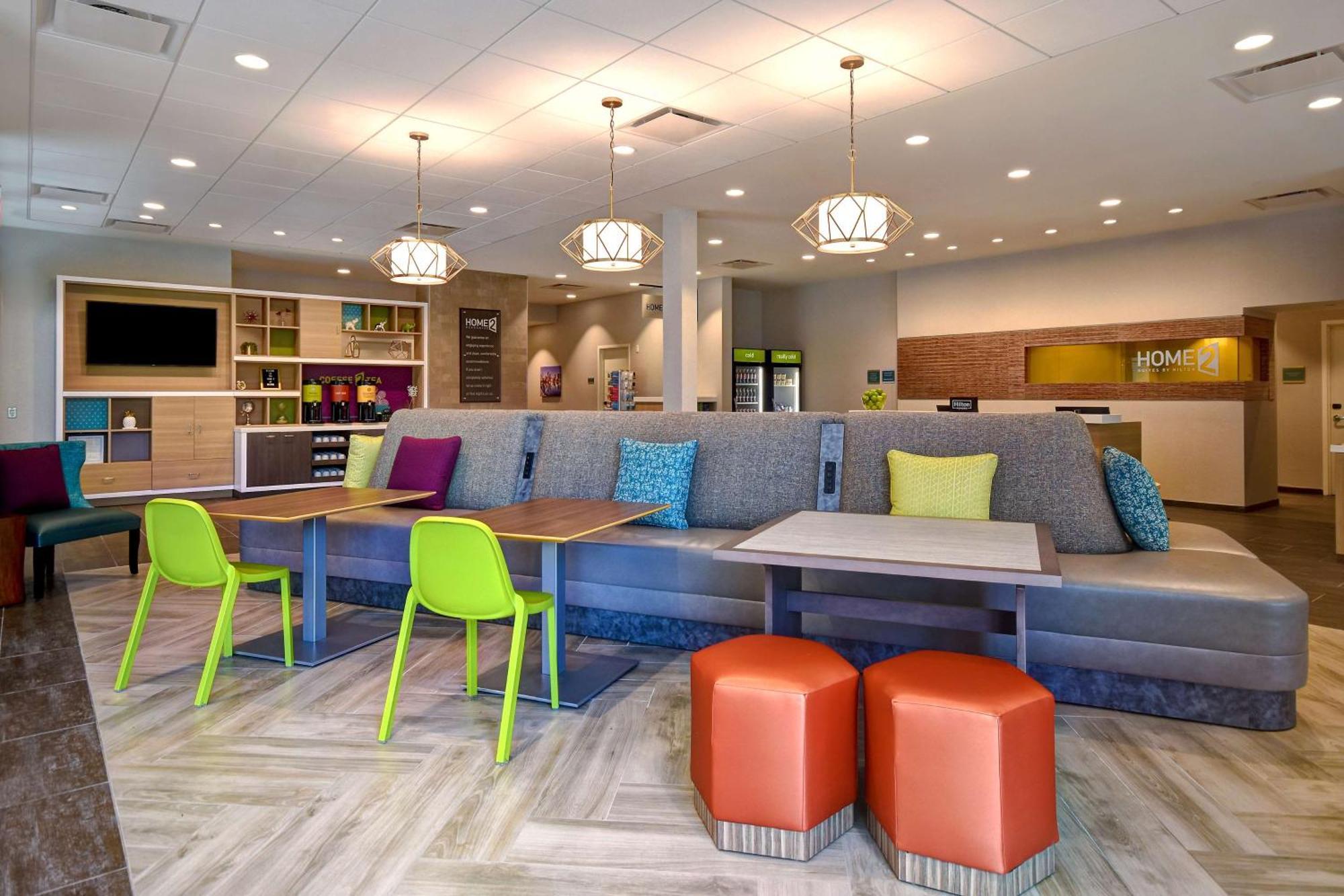Home2 Suites By Hilton Boston South Bay Екстериор снимка