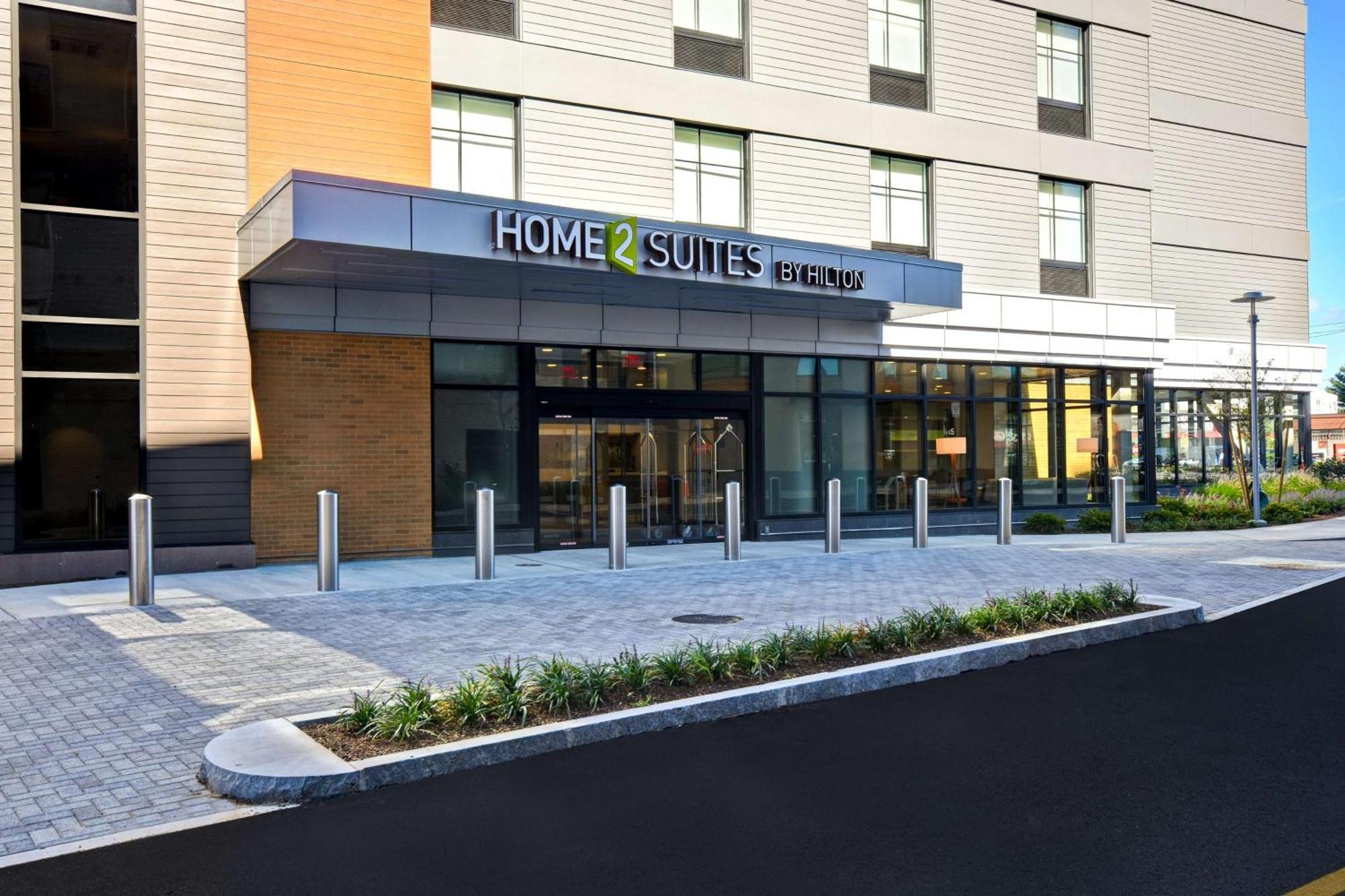 Home2 Suites By Hilton Boston South Bay Екстериор снимка